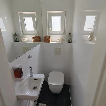 Dijana Nyaraló Rogoznica